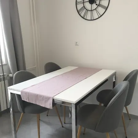 Apartman Sonas 2 With Free Private Parking Karlovac Exterior photo