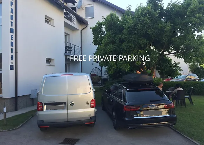 Apartman Sonas 2 With Free Private Parking