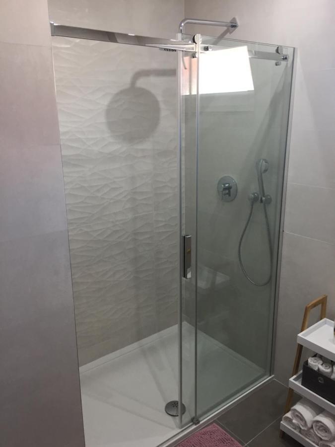 Sonas 2 With Free Private Parking Apartment