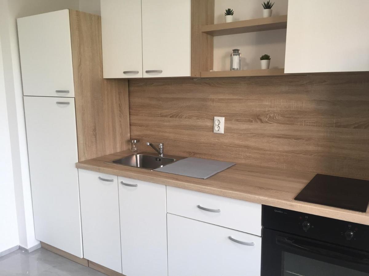 Apartment Sonas 2 With Free Private Parking *